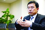 王亚伟现身“一汽系”重组概念股仍是挚爱