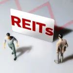 消费类REITs接连发布交易提示公告，提醒投资者理性投资