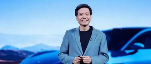 雷军直播回应YU7订单被“截胡”，称不建议同行这么做